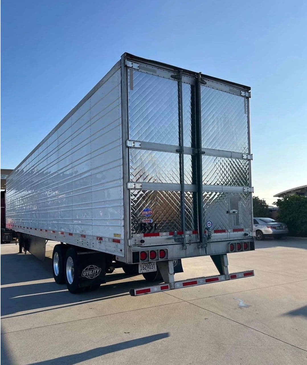 Utility 53' Reefer Trailer thumbnail 6