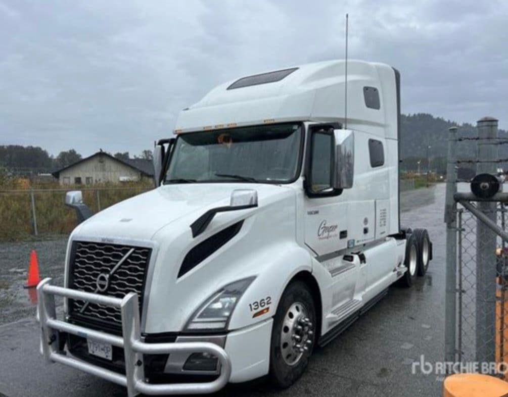 Volvo VNL64T760