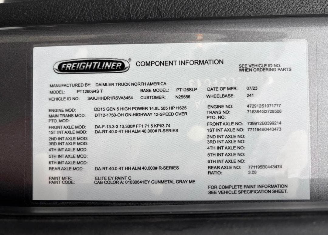Freightliner Cascadia 126 thumbnail 20