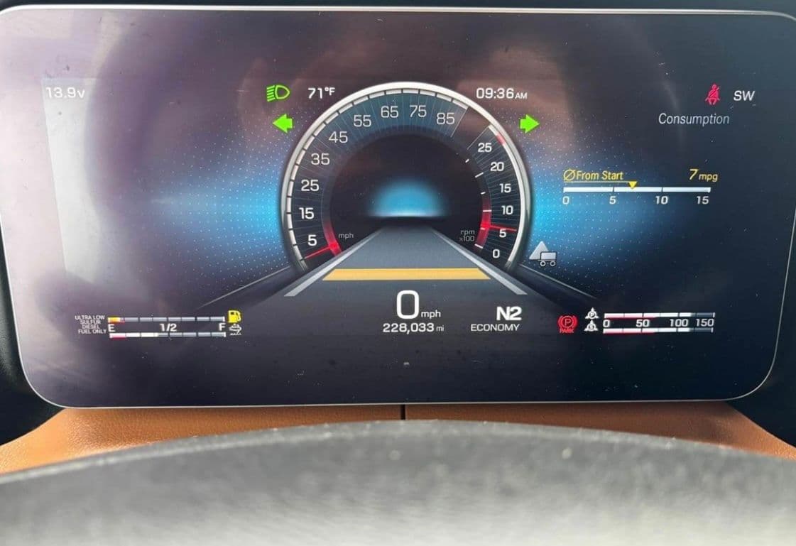 Freightliner Cascadia 126 thumbnail 8