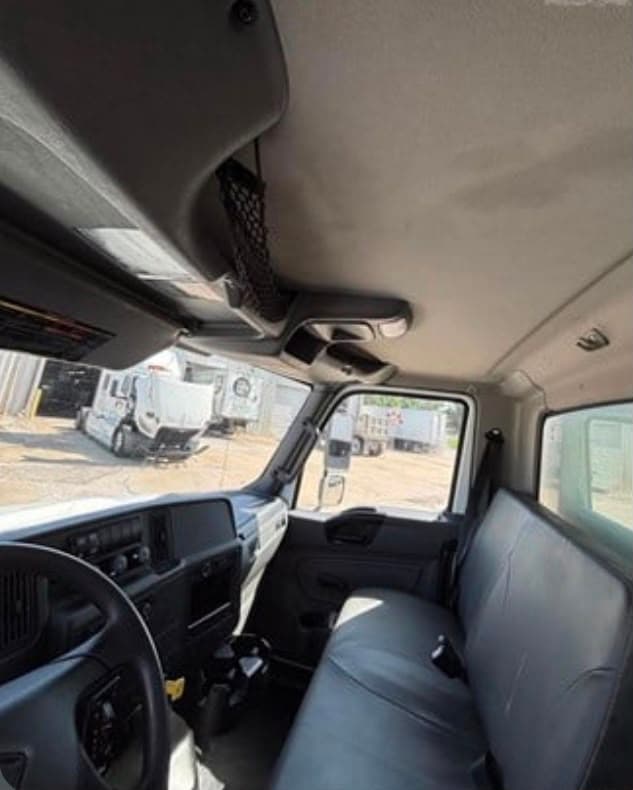 International MV607 thumbnail 10