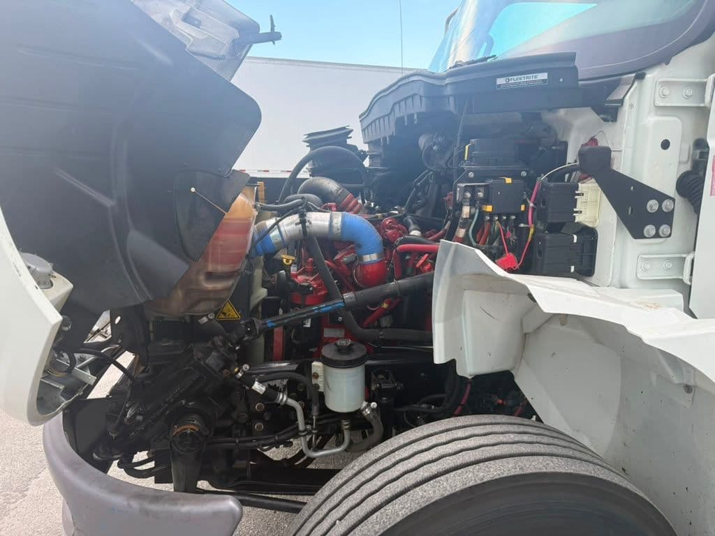 International 4300 thumbnail 5