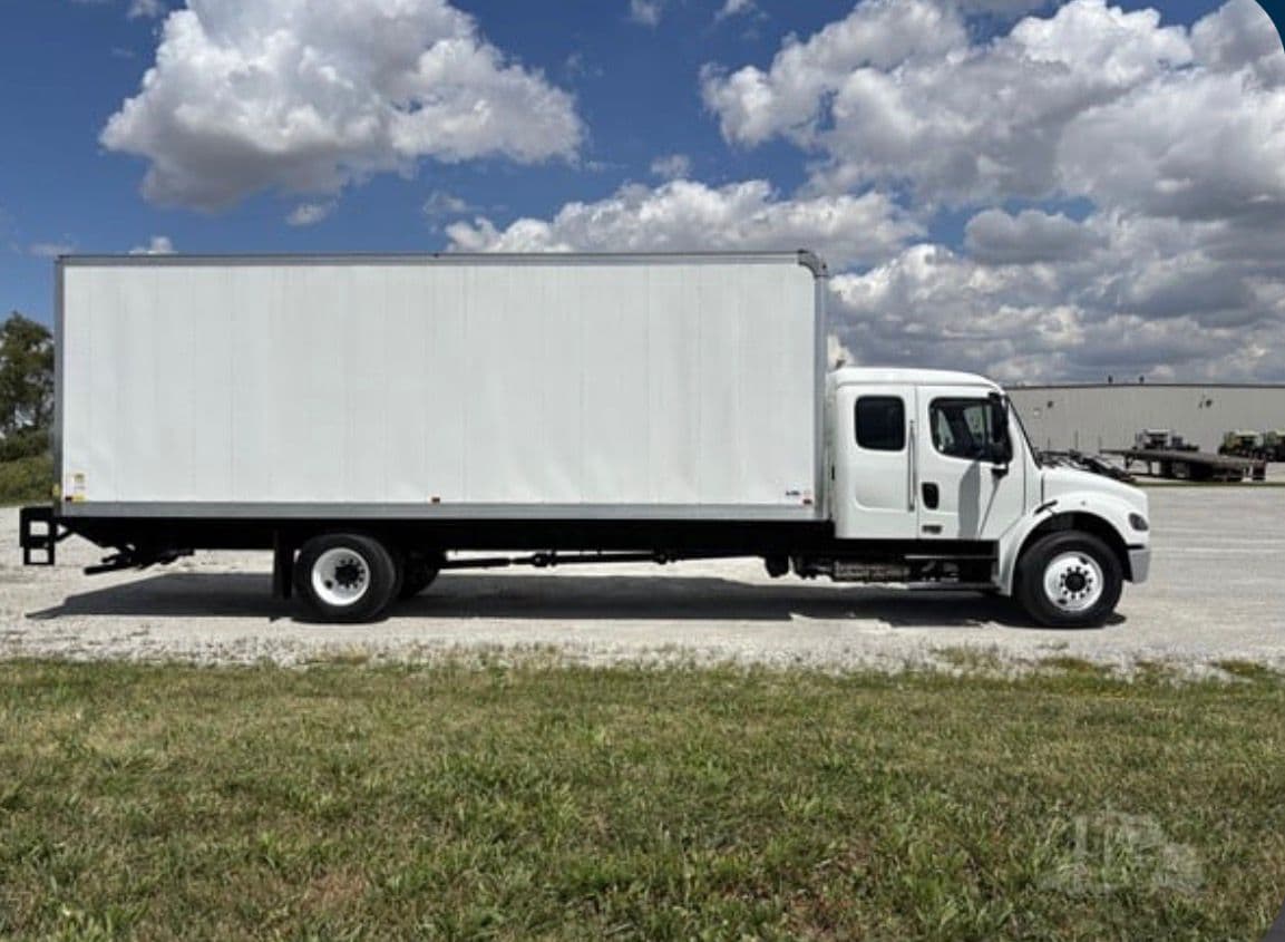 Freightliner Business Class M2 106 Plus thumbnail 3