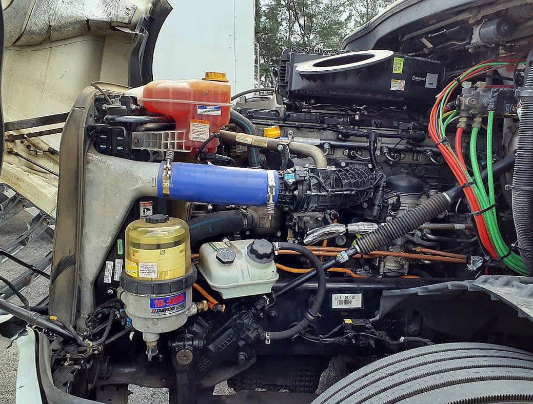 Freightliner Cascadia 126 thumbnail 8