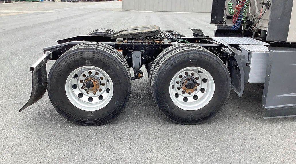 Freightliner Cascadia 126 thumbnail 13
